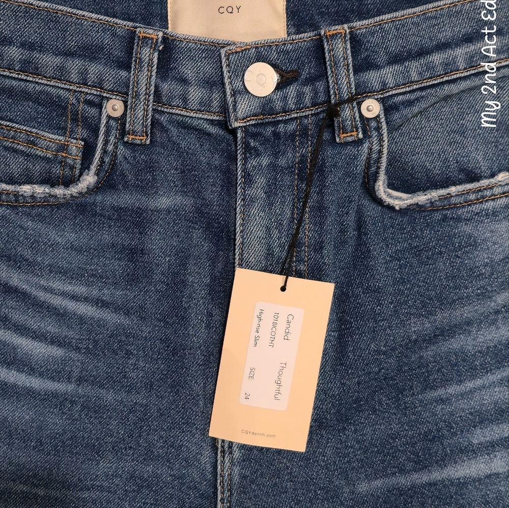 CQY Candid Straight Leg denim In Thoughtful. Sz 24. 90's Style NWT